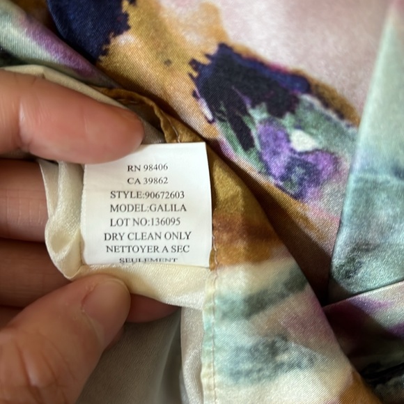 Theory Pastel Watercolor Floral 100% Silk Ruffle Tie Waist Dress 4 - Picture 11 of 14